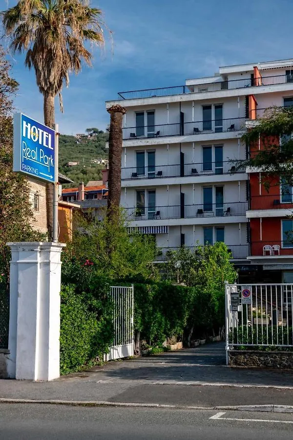 Real Park Hotel Cavi di Lavagna
